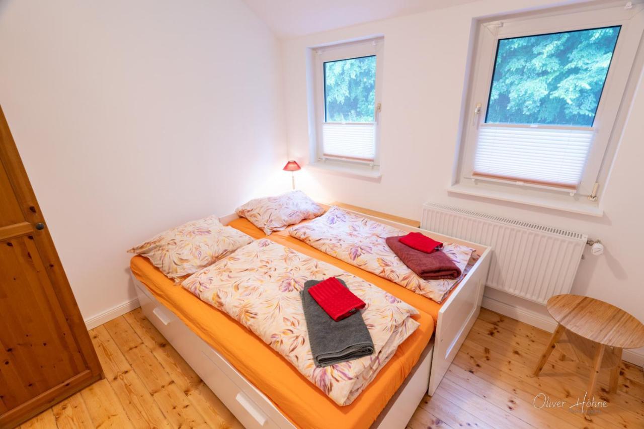Ferienwohnung Am Waldrand باد لاسفه المظهر الخارجي الصورة